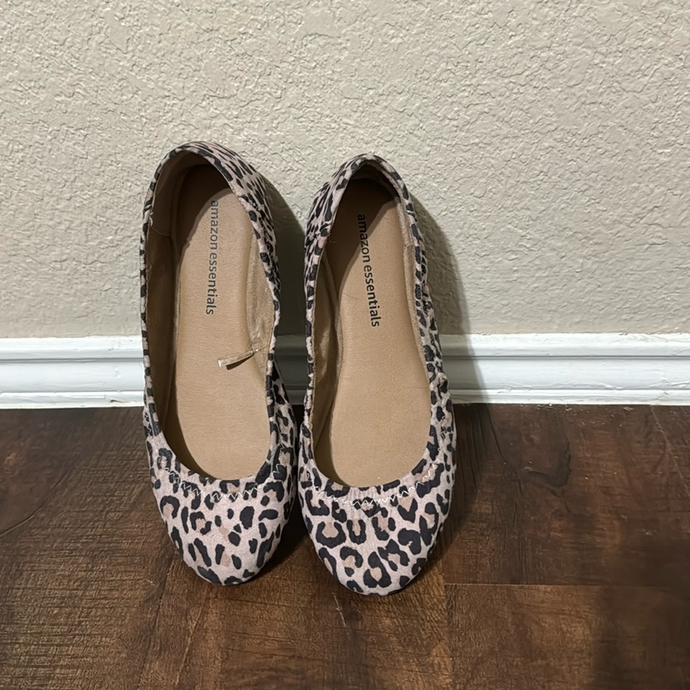 Leopard Flats